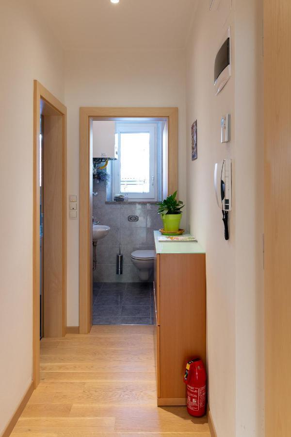Apartment Haus Lang Lagundo Exterior photo